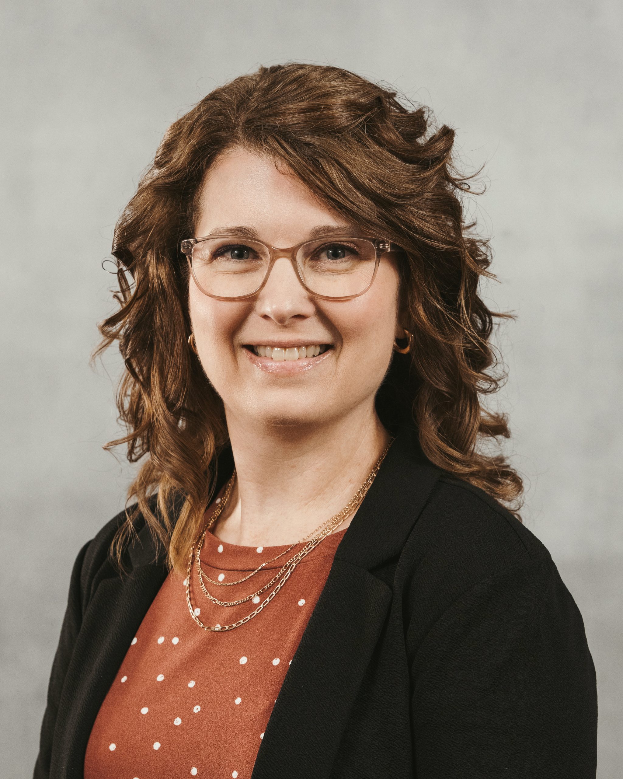 JanelleHelgerson-headshot